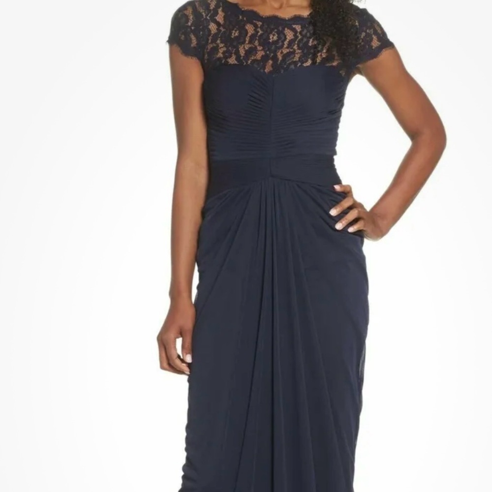 BOGO Adrianna Papell Short-Sleeve Illusion Lace Pleated Gown Size 18 Navy